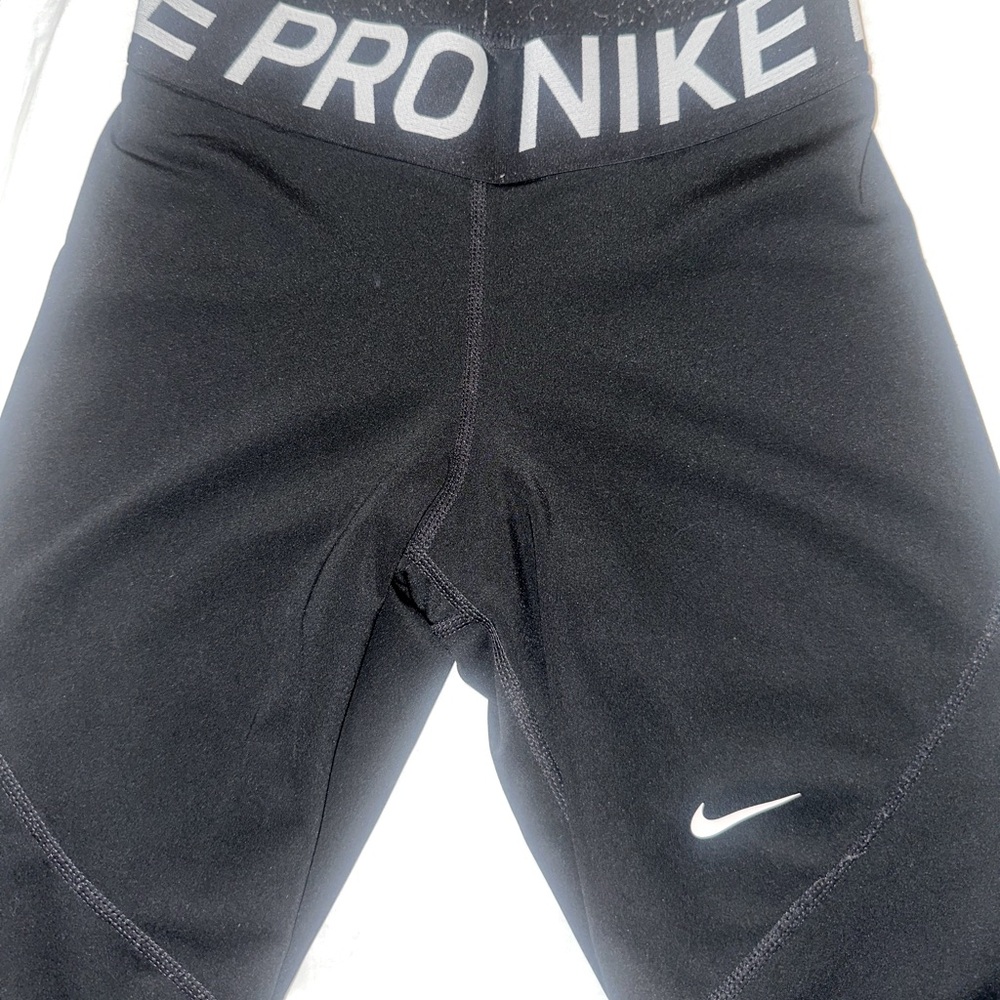 Nike Pro Leggings - Women Size XS